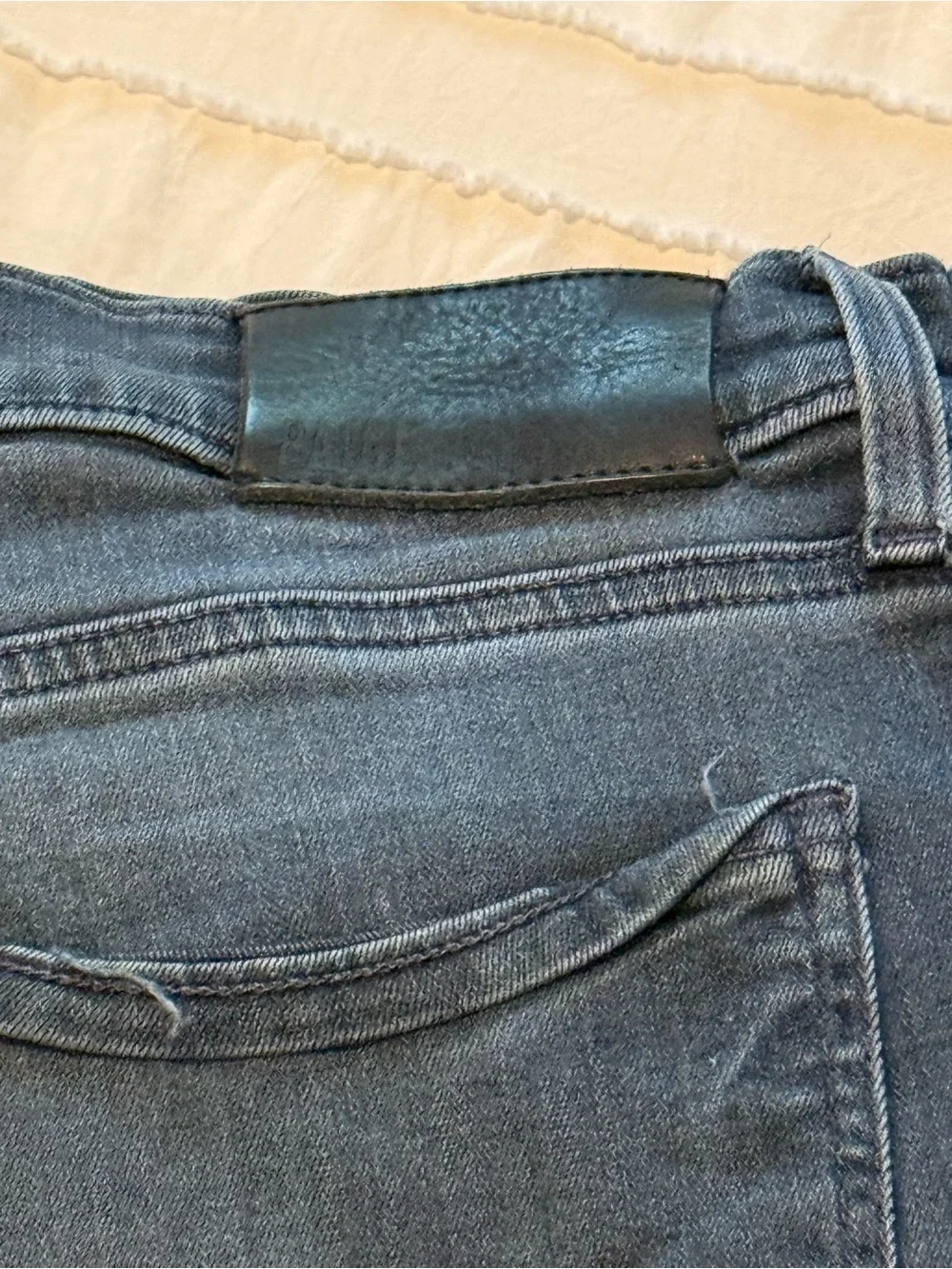 PAIGE Men’s Straight Leg Jeans in Black-Blue Wash